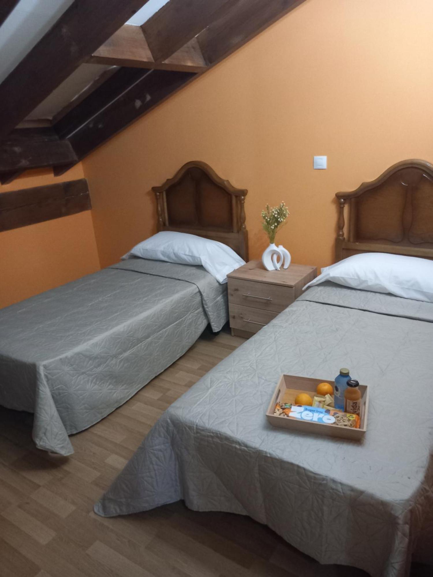 Hotel Hosteria Rio Negro Bárcena de Cicero Zewnętrze zdjęcie