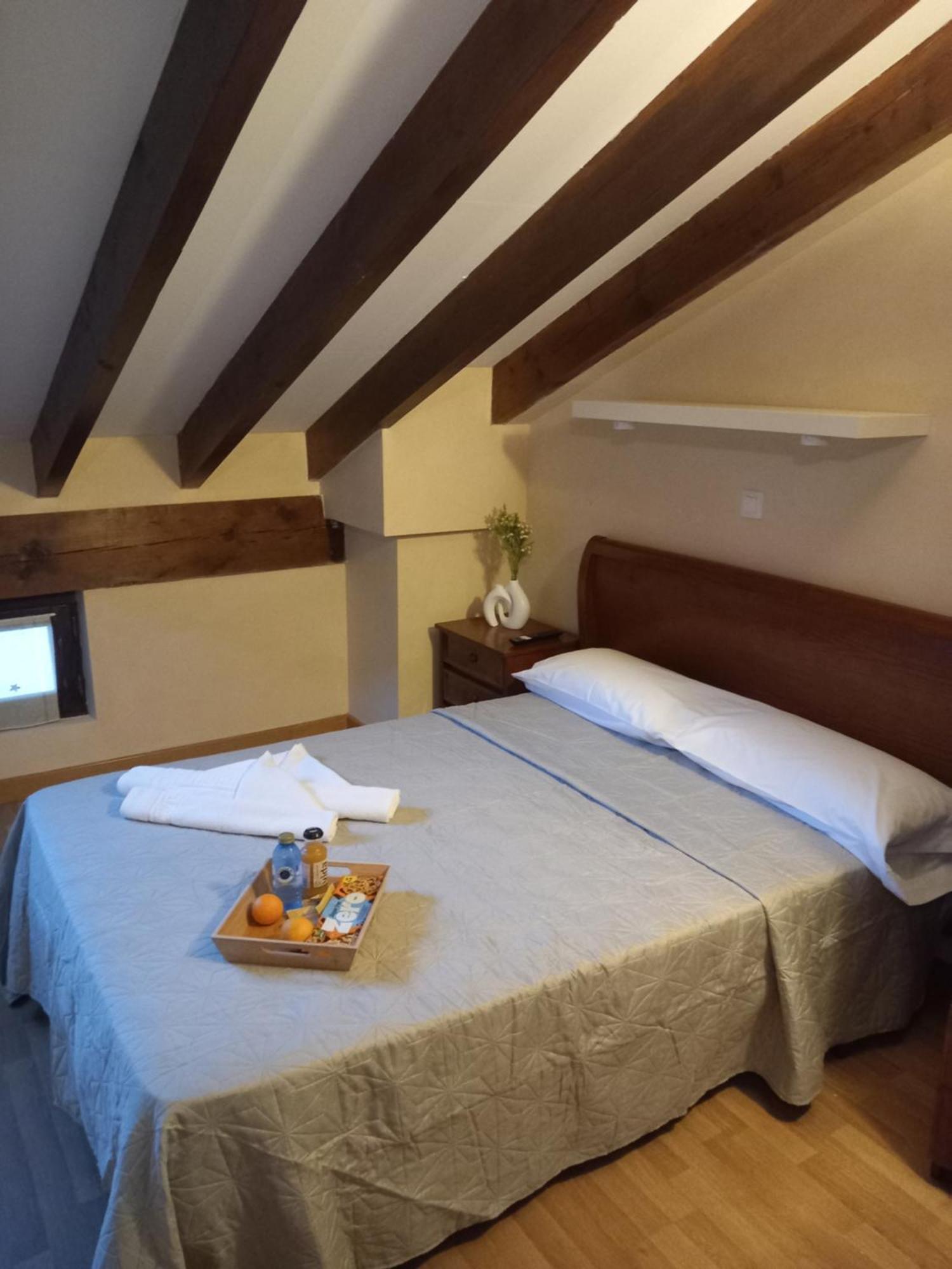 Hosteria Rio Negro Bárcena de Cicero Zewnętrze zdjęcie