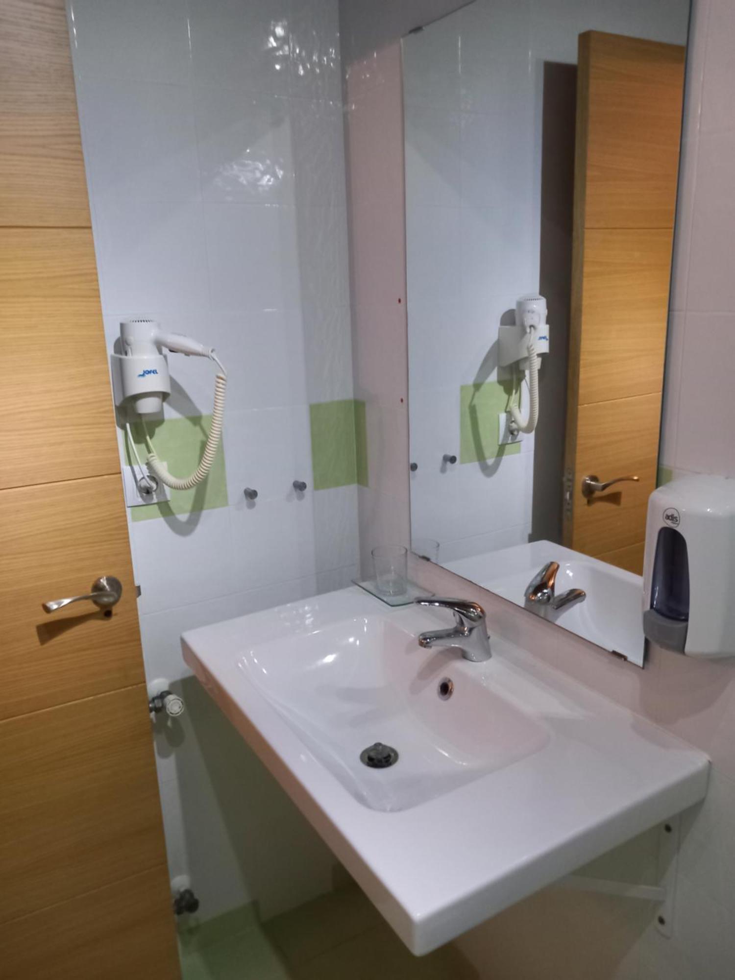 Hosteria Rio Negro Bárcena de Cicero Zewnętrze zdjęcie